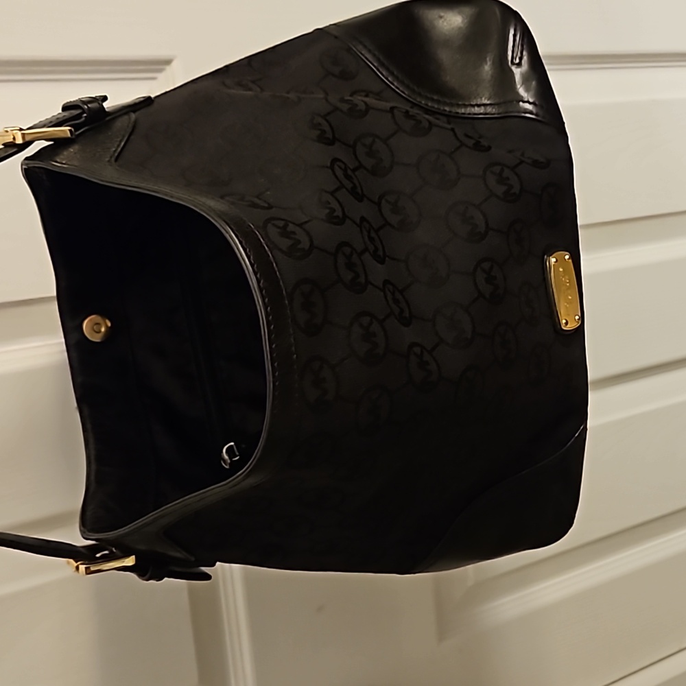 Michael Kors black tote purse - Picture 4 of 6